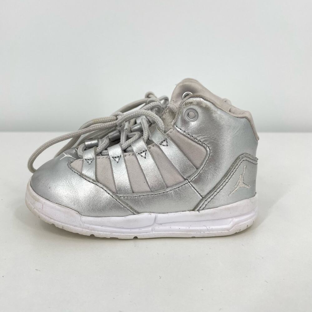 Nike Jordan Max Aura SE Sneakers 6C 6 Toddler Silver/Vast Grey-White AV5177-040